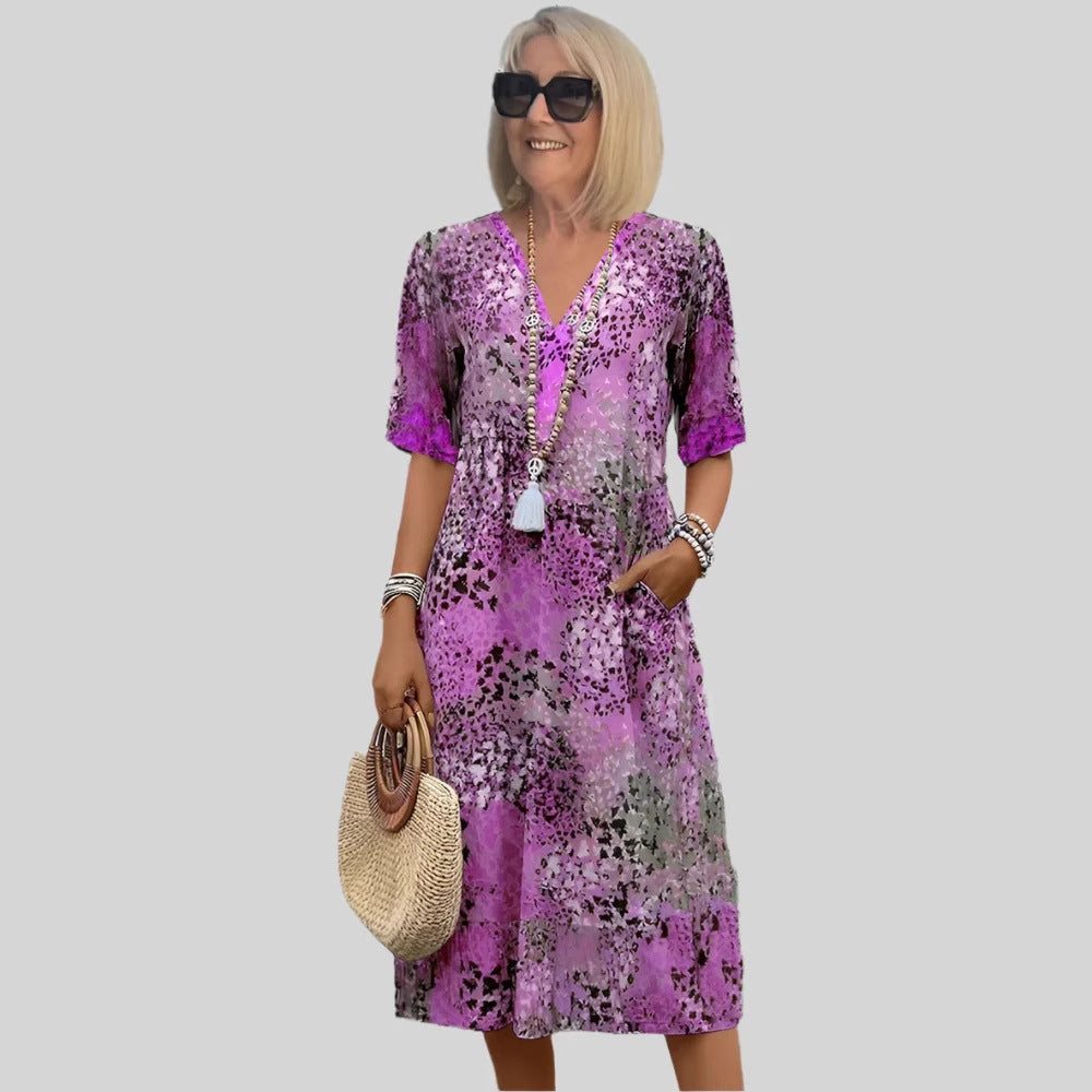 Kleid mit V-Ausschnitt und Retro-Print