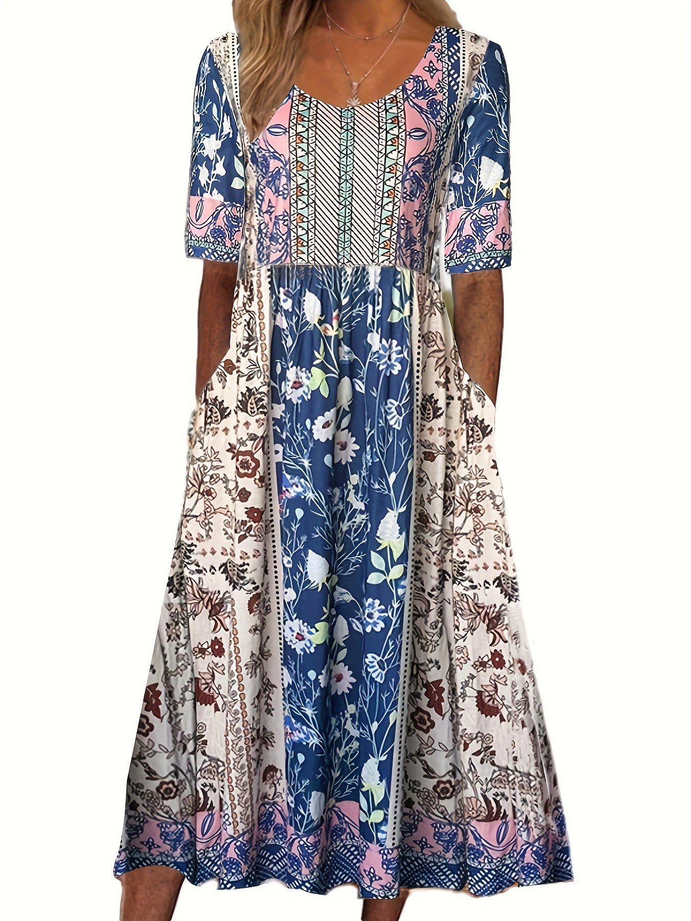 Rundhals-Kurzarmkleid mit Bohemian-Print